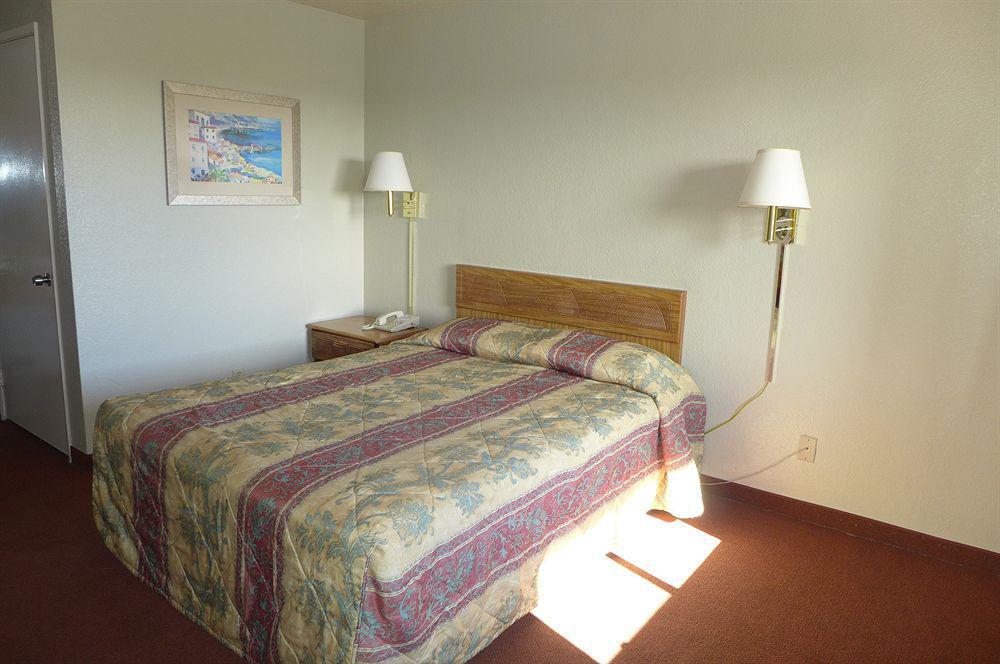 Good Nite Inn Sylmar Лос Анджелис Екстериор снимка